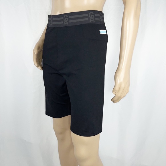 Good American Black Athletic Shorts - Picture 2 of 10